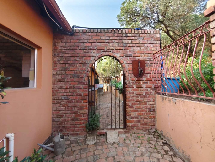 6 Bedroom Property for Sale in Quaggafontein Free State